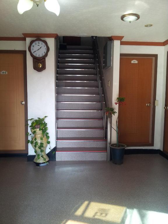 Busanjang Motel Exterior photo